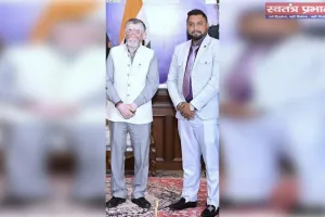 ग्लिटर त्रिवेणी पब्लिक स्कूल ने रचा इतिहास, प्राचार्य हिमांशु सिंह को राजभवन से सम्मान