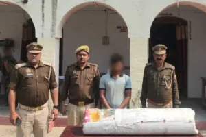 थाना बाजार शुक्ल पुलिस द्वारा चोरी के 01 सोलर पैनल के साथ 01 अभियुक्त गिरफ्तार 