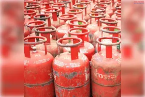 कंट्रोल रूम में सिलेंडर आपूर्ति से जुड़ी शिकायतों में आई कमी