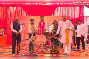 आर बी एल चिल्ड्रेन एकेडमी का वार्षिक उत्सव का हुवा आयोजन