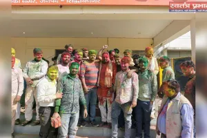 नगर पंचायत बिस्कोहर में होली मिलन समारोह हुआ संपन्न