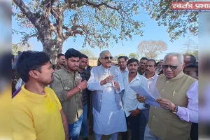 सड़क बिजली व पानी के साथ सुरक्षा का वातावरण रामपुरखास में सर्वोच्च प्राथमिकता- प्रमोद तिवारी