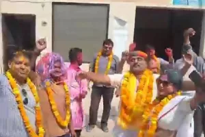 नैनी क्षेत्र में धूमधाम से मनाई गई होली,रंग-गुलाल और पिचकारियों से सराबोर हुए लोग