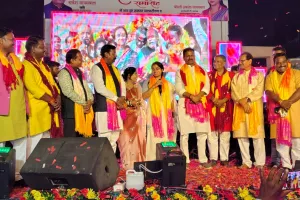 व्यापार मंडल नैनी द्वारा होली मिलन समारोह सम्पन्न हुआ 