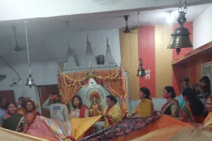 गायत्री शक्तिपीठ ओबरा के प्रांगण में अविस्मरणीय होली मिलन कार्यक्रम संपन्न