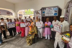 गौरैया - हम तुम्हें जाने नहीं देंगे ,,काव्य संध्या में लिया गया संकल्प