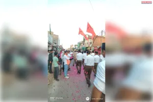 नैनी में आरएसएस का पथ संचलन,जगह-जगह हुआ  स्वागत