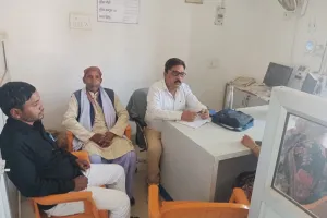 एडीसीओ सदर ने किया वैनी शाखा के  नौडीहा शाखा पर  गबन के मामले में समिति के अभिलेखों की जाँच, दिये संबंधित को कड़े निर्देश