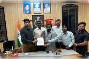 पेट्रोल पंप पर रिपोर्टिंग करते समय पत्रकार पर हमला, एसपी से मिलकर कार्यवाही की मांग