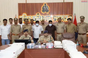 फर्जी नंबर प्लेट व कागजात बनाकर ट्रक चलाने वाले गिरोह का सरगना गिरफ्तार