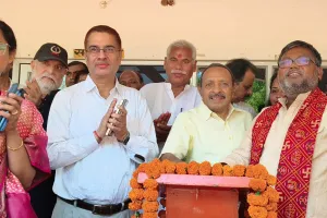 केन्द्रीय पेट्रोलियम एवं प्राकृतिक गैस मंत्री हरदीप सिंह पुरी ने सोनभद्र में सांसद निधि से स्वीकृत 100 कार्यों  का किया शिलान्यास