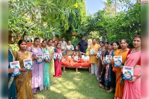 महंत 108  बलबीर गिरि  महाराज ने कैंब्रिज विद्यालय के वार्षिक पत्रिका 'ऋयसा' का  विमोचन