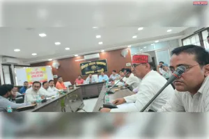 व्यापारिक समस्याओं पर प्रशासन सख्त, स्मार्ट मीटर व शहर सुविधाओं पर उठे गंभीर सवाल