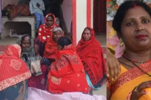 खजनी में दिल दहला देने वाली वारदात: पति ने फावड़े से पत्नी की की हत्या, खुद की पुलिस को दी सूचना