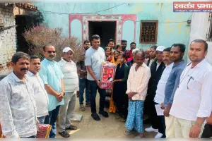 सांसद मनीष जायसवाल की पहल पर दारू प्रखंड में सेवा का सराहनीय प्रयास : छह बहनों को विवाह पूर्व लहंगा भेंट