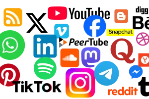 जेब में पलता अदृश्य ज़हर: सोशल मीडिया और युवा मन का संकट