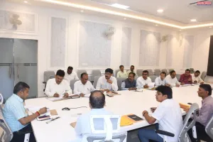 चकबंदी कार्यो की समीक्षा बैठक आयोजित की गयी 