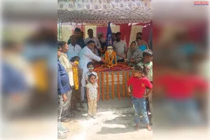 कांग्रेस कार्यकर्ताओं ने धूमधाम से मनाई डॉ.भीमराव अंबेडकर की 135वीं जयंती