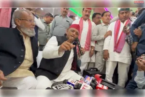 शंकराचार्य के अपमान से बुद्धिजीवी लोग भाजपा को सबक सिखाना चाहते हैं - अखिलेश यादव 