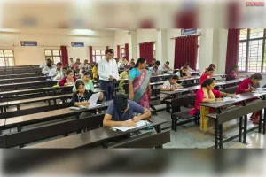 कुलपति प्रो. कविता शाह ने विश्वविद्यालय परिसर स्थित परीक्षा केंद्र का  औचक निरीक्षण कर परीक्षा व्यवस्थाओं का लिया जायजा, दिशा-निर्देश दिए