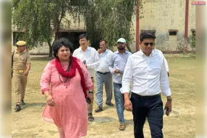 जिलाधिकारी ने स्पोर्ट स्टेडियम का किया निरीक्षण, सुधार के निर्देश