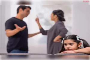 पारिवारिक कलह से रिश्तों का रोज़ होता पतन
