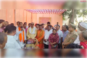 जेल रोड पावर हाउस में अभद्रता के विरोध में घेराव,जेई ने मांगी माफी