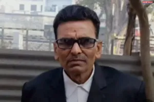 अधिवक्ता संघ के पूर्व अध्यक्ष की संदिग्ध मौत, चेहरे पर गंभीर चोट के निशान…बेटे-बहू पर हत्या का आरोप