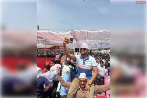 टीईटी अनिवार्यता के खिलाफ शिक्षकों का दिल्ली में प्रदर्शन