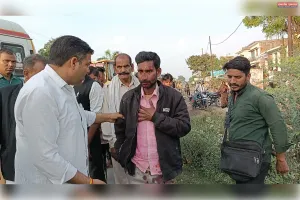 रोडवेज बस से टकराकर बाइक सवार युवक घायल