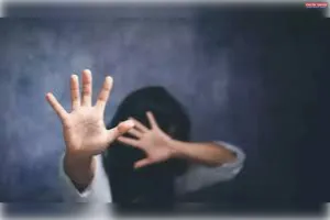 मंगेतर के साथ मंदिर जा रही युवती राक्षसों की हवस की शिकार प्रशासन लापरवाह