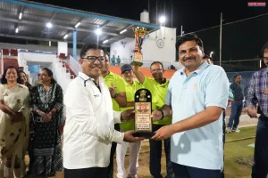 महाप्रबंधक एकादश बनाम डीआरएम एकादश मैत्री क्रिकेट मैच में महाप्रबंधक टीम विजयी