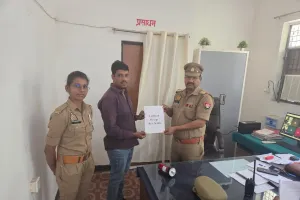 साइबर ठगी पर चोपन पुलिस का सख्त प्रहार ,ठगी के रुपये  पीड़ित को कराये वापस, पीड़ित सहित अन्य लोगों ने किया प्रसंशा