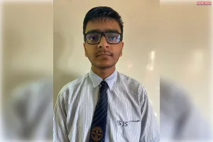 बोर्ड परीक्षा परिणाम - एस जे एस फिर साबित हुआ सर्वोत्कृष्ट