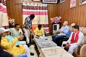 जन समस्याओं को लेकर  भाजयुमो मंडल अध्यक्ष ने   राज्य मंत्री को सौंपा ज्ञापन, दिया आश्वासन