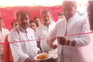 सांसद ने श्री शंकर मार्बल्स एण्ड ग्रेनाइट्स दुकान का किया उद्घाटन