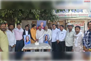 मोना जी जन प्रतिनिधि ही नहीं बल्कि समर्पण संघर्ष एवं सेवा की मिसाल हैं- डॉ नीरज