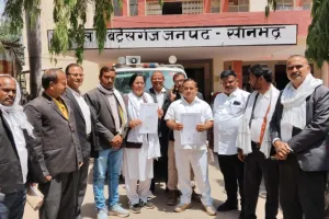 डीबीए सोनभद्र ने  किया  कचहरी परिसर में  बंद डाकघर खुलवाने की मांग, उपजिलाधिकारी को सौंपा मांग पत्र