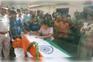 दिवंगत हवलदार प्रेमचंद्र पाण्डेय को गमजदा माहौल में दी गई अंतिम विदाई 