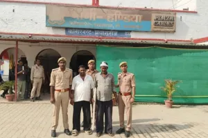 हत्या के प्रयास के मामले में 2 वांछित अभियुक्त गिरफ्तार, ।