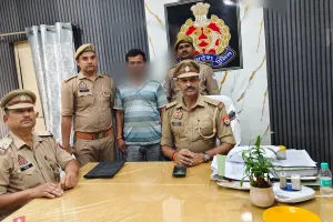 अनपरा पुलिस की सख्त कार्रवाई, पॉक्सो एक्ट का वांछित अभियुक्त गिरफ्तार