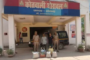घोरावल पुलिस को मिली कामयाबी,06 बोरी चोरी का गल्ला के साथ 02 अभियुक्त  गिरफ्तार
