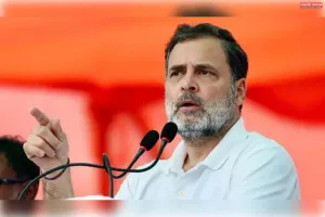 मजदूर देश की रीढ़, सरकार ने उन्हें बोझ समझ लिया है', राहुल गांधी ने महंगाई और लेबर कोड पर उठाए सवाल