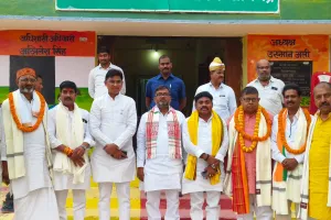 चोपन नगर पंचायत में मनोनीत सभासदों का शपथ ग्रहण समारोह संपन्न, योजनाओं को धरातल पर उतारना पहली प्रथामिकता