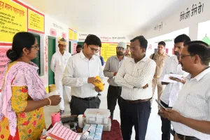 जिलाधिकारी ने किया निरीक्षण: बीएचएनडी दिवस पर अनुपस्थित आंगनबाड़ी, आशा का मानदेय रोका, एमओआईसी से स्पष्टीकरण मांगा