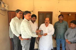 जनगणना 2027 के तहत शिक्षक  विधायक  ने किया स्व-गणना