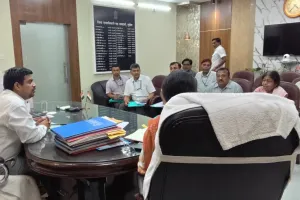 ओबीसी कन्या आवासीय स्कूल की व्यवस्था सुधारने को लेकर डीएम ने की बैठक सब हेडलाइन
