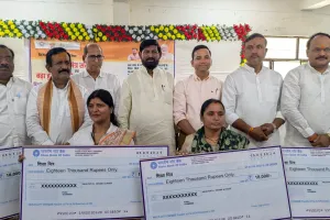 मानदेय वृद्धि पर शिक्षा मित्रों का भव्य सम्मान समारोह