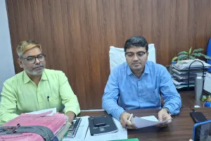 सुपौल में LPG संकट से निपटने को प्रशासन सक्रिय, कोयला वितरण और वाणिज्यिक गैस आपूर्ति शुरू