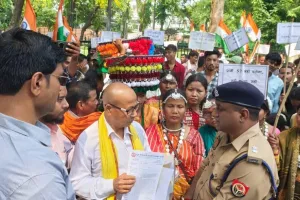 फर्जी जाति प्रमाण पत्र के खिलाफ थारू समाज का हल्ला बोल